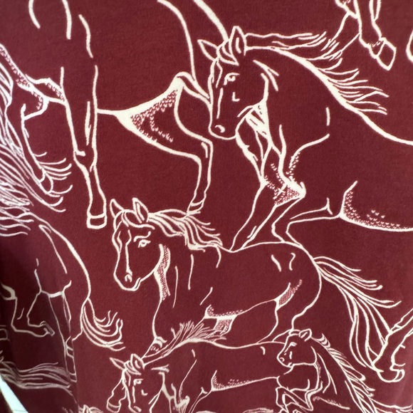 ANTHROPOLOGIE ADVENTURER HORSE LONG-SLEEVE MOCKNECK TOP  Burgundy Medium - Picture 4 of 4